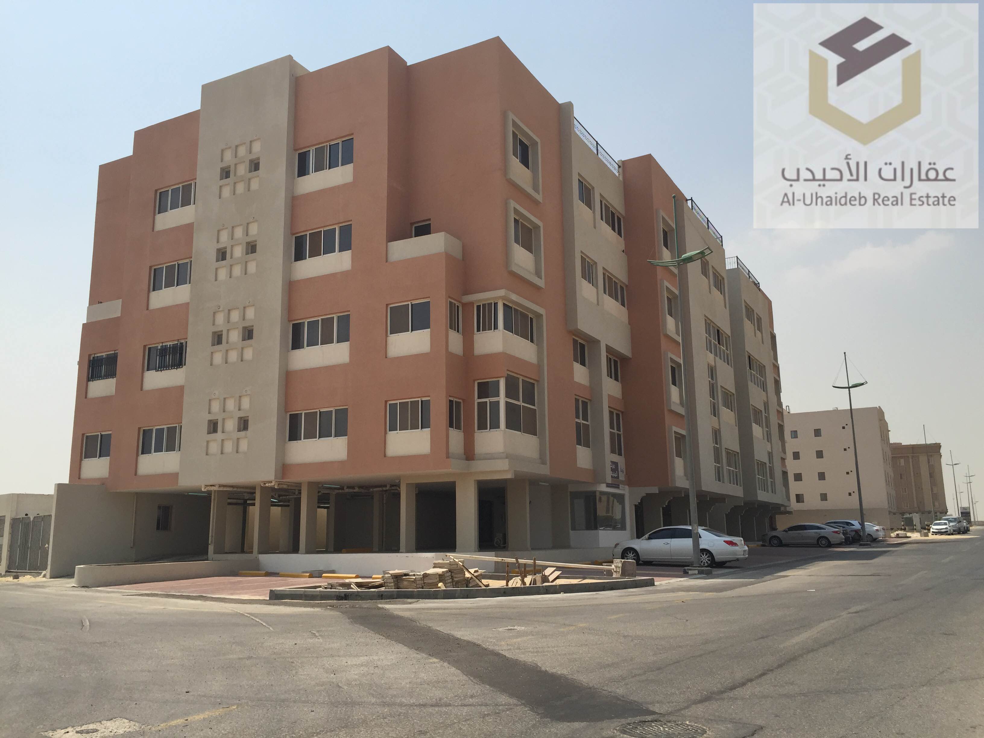 شقة تمليك خمس غرف وصالة عقارات الأحيدب